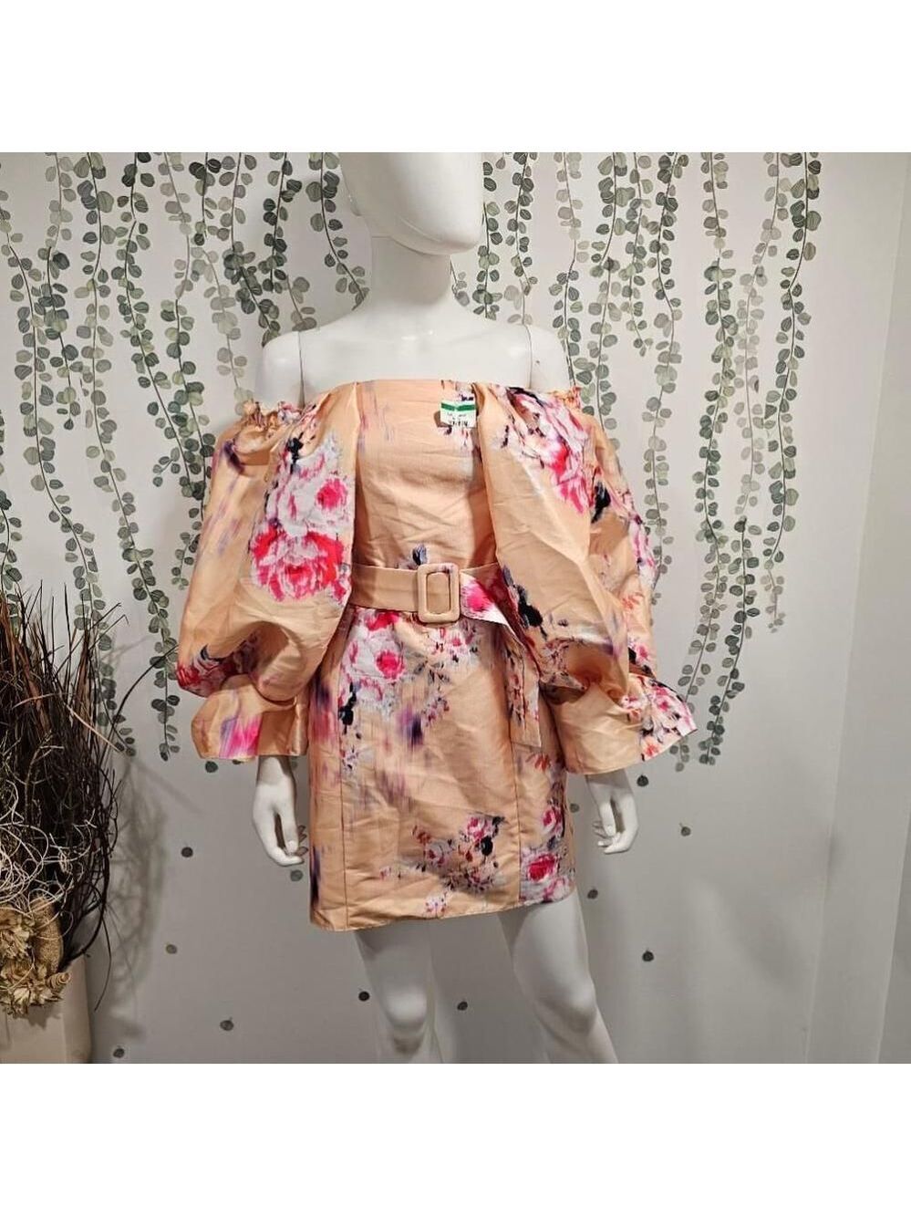 NWOT ASOS Orange Floral Puff Sleeve Dress Size US 2